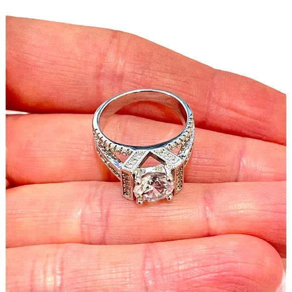 Cubic Zirconia Gold Plated Wedding Ring Size 6 - Picture 7 of 7